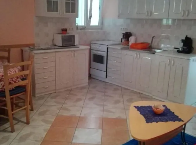 Franka Apartamento *